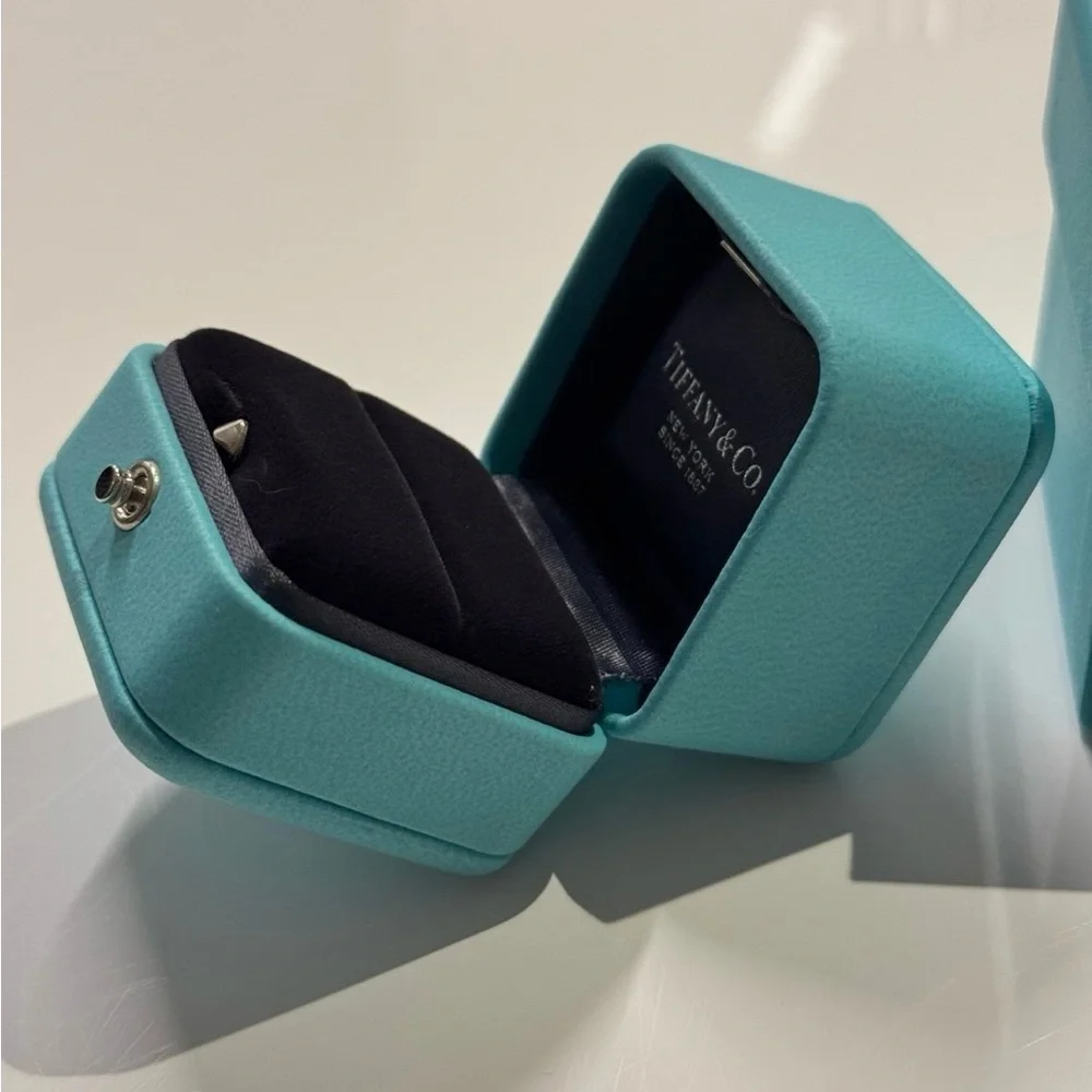 Tiffany & Co. Engagement Ring Box - Picture 2 of 7